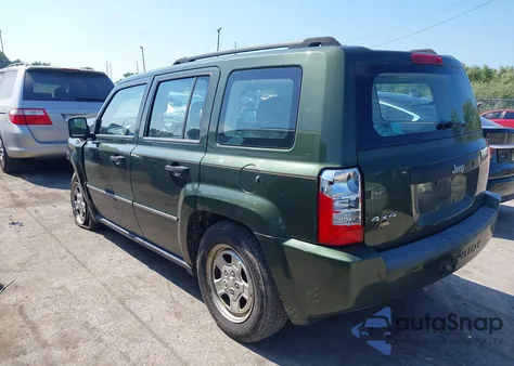 2009 Jeep Patriot Sport z USA, uszkodzony, nr VIN 1J4FF28B99D207917